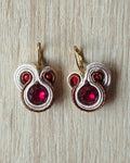 Pendientes Gaia combinados en rojo