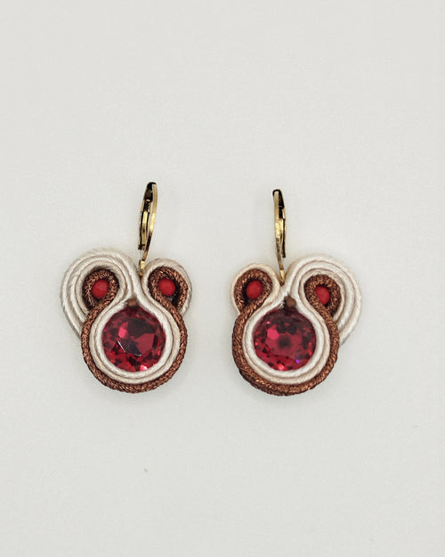 Pendientes Gaia combinados en rojo