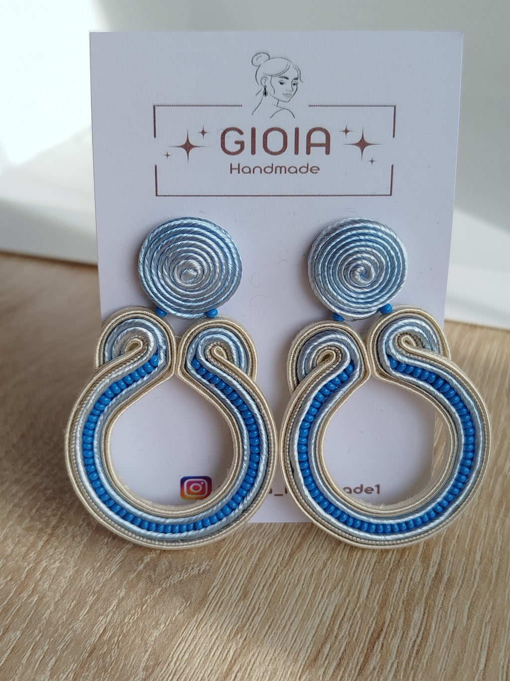 Pendientes Iris azul claro