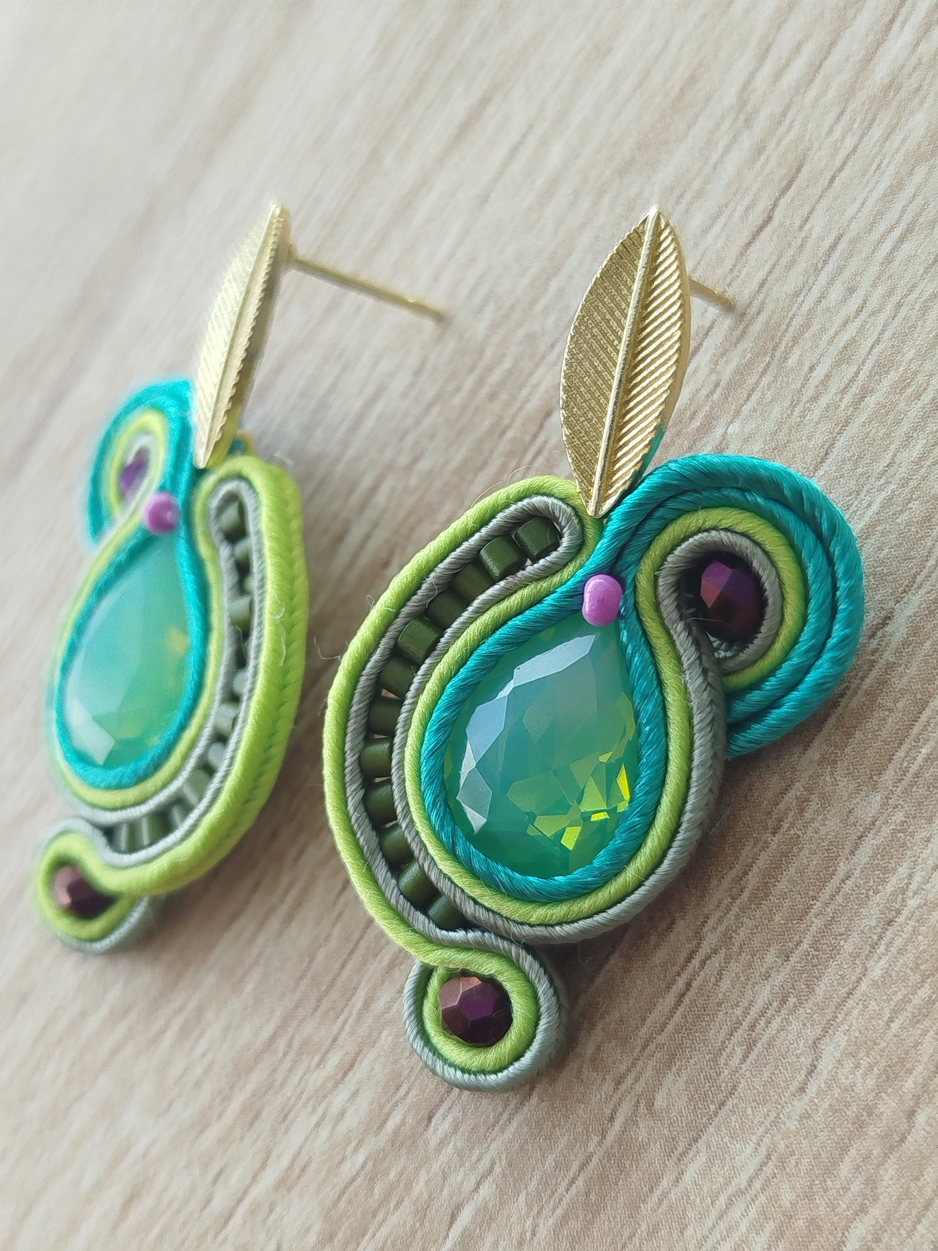 Pendientes Ara turquesa